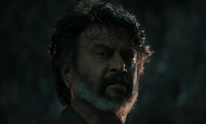 Recordando actuar como Rajinikanth Kuli, obtuvo 2 consejos de la universidad compañero Recordando actuar como Rajinikanth Kuli, obtuvo 2 consejos de la universidad compañero