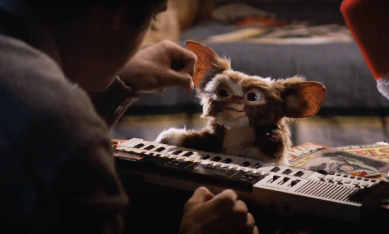 El escritor de Grimlins explica por qué la tercera película puede tardar mucho en hacer esto: ‘Estamos trabajando con algo’ El escritor de Grimlins explica por qué la tercera película puede tardar mucho en hacer esto: ‘Estamos trabajando con algo’