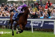 Yorkshire Oaks: Minnie Hauk ha terminado. Oaks Treble con victoria en York.