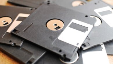 Este YouTuber devolvió la vida a los discos flogpy en 2025 con aluminio, película de mascotas y pura determinación