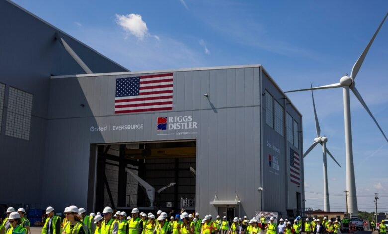 Trump le dice al principal proyecto de viento costero que detenga la construcción antes de llegar a la línea de meta.
