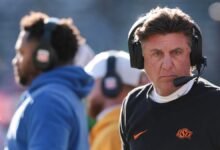 Mike Gundy de Oklahoma le preguntó a la agencia del comité deportivo universitario, buscando una ‘una persona a cargo’