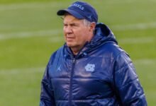 Bill Belichick sobre la diferencia entre la capacitación en la universidad en comparación con la NFL: ‘No es propietario, ningún hijo del propietario’