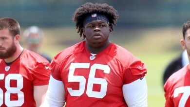 Desmond Watson, el jugador más pesado en la historia de la NFL con 449 libras, es abandonado por Buccaneers, según el informe