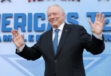 Jerry Jones de Cowboys declaró el agente de Micah Parson