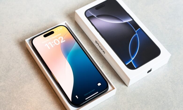 Millones de propietarios de iPhone advirtieron sobre ‘Big Drop’ en el valor móvil en días con una caída de choque de hasta £ 300