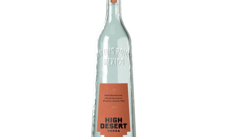 La altura de los suministros informados por vodka del desierto La altura de los suministros informados por vodka del desierto