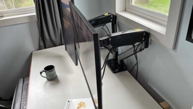 Necesita un montaje de monitor para el escritorio de su dormitorio universitario. He aquí por qué