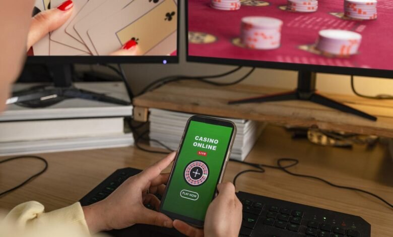 La compañía juega juegos de dinero real, operaciones de cierre. La compañía juega juegos de dinero real, operaciones de cierre.