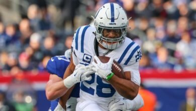 Fantasy Football Rankings 2025: Busts by NFL Model que predijo el año caída de Raheem Mostert