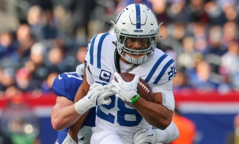 Fantasy Football Rankings 2025: Busts by NFL Model que predijo el año caída de Raheem Mostert Fantasy Football Rankings 2025: Busts by NFL Model que predijo el año caída de Raheem Mostert