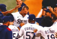 Anoche en el béisbol: Rangers Walking Yankees, Bap Card anrogado