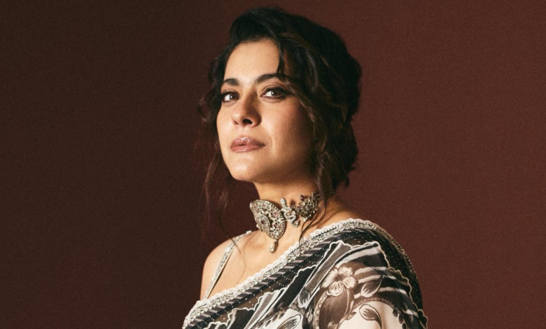 ¡Ver! Kajal pierde al periodista que es genial que le dijo que hablara en hindi ¡Ver! Kajal pierde al periodista que es genial que le dijo que hablara en hindi