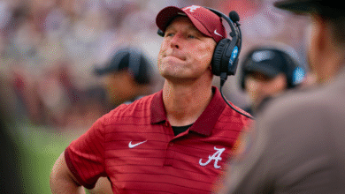 Todo lo que dijo la entrenadora de Alabama, Kalen DeBoer, después de la impresionante derrota ante el estado de Florida: “No hay excusa”