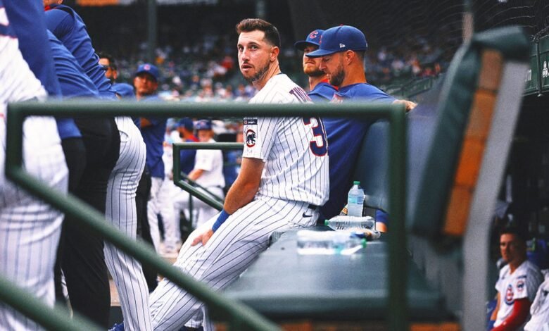 El gerente de los Cachorros dijo que Kyle Tucker está jugando a través del cabello roto en su mano.
