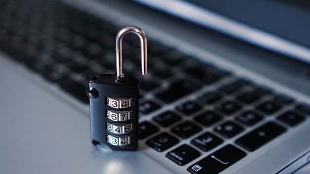 Los hackers dicen que atacaron a MailChimp y robaron los datos de los usuarios, y la comunidad se rió.