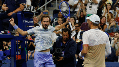 US Open: Daniil Medvedev-Benjamin Bonzi Match interrumpido por el fotógrafo, lo que lleva al caótico thriller de 5 set