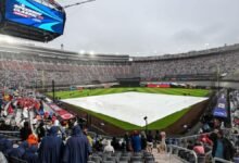 MLB Speedway Classic: Brves vs Reds en Bristol Motor Speedway fue empujado al domingo después de la lluvia en la primera mitad