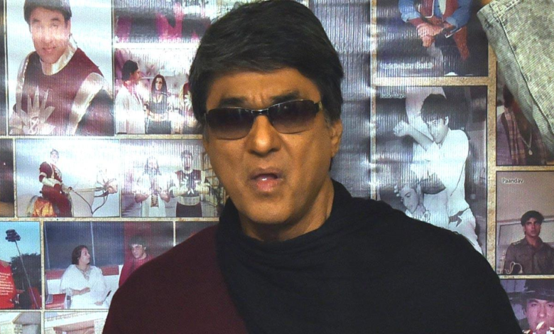 Mukesh Khanna Paheli quería dedicar la canción a los Freedom Fighters Mukesh Khanna Paheli quería dedicar la canción a los Freedom Fighters