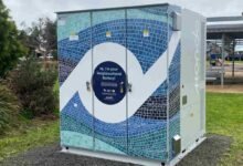 Victoria lanza una pequeña batería para almacenar energía solar. Bills de potencia de corte en la isla Phillip.