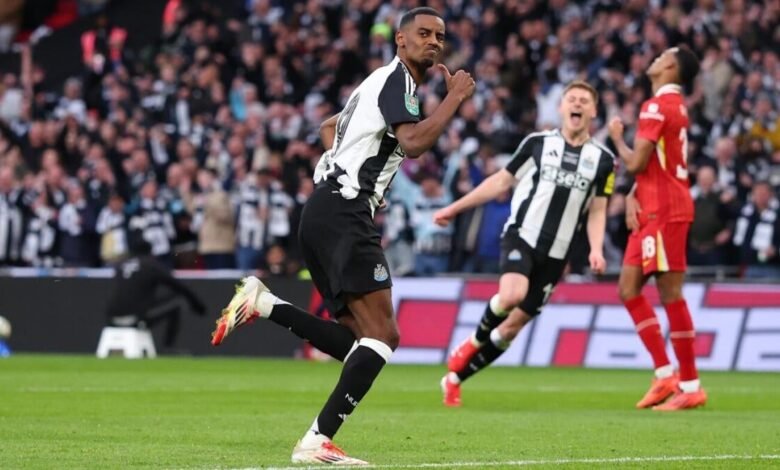 Alexander Isak transfirió la saga: Target Liverpool dijo que las promesas estaban “rotas” y “se cree que se perdieron” con Newcastle. Alexander Isak transfirió la saga: Target Liverpool dijo que las promesas estaban “rotas” y “se cree que se perdieron” con Newcastle.