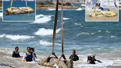 Antiguos tesoros y estatuas levantadas del mar como se descubrió la ciudad egipcia hundida después de 2.000 años
