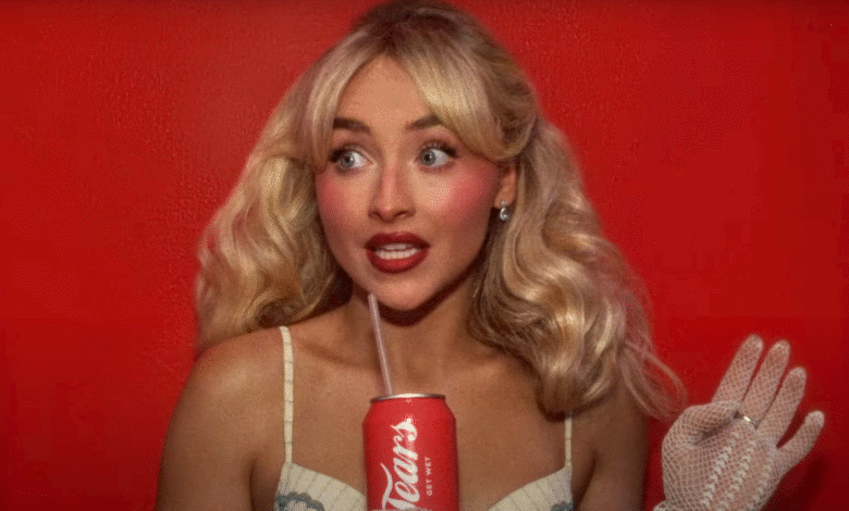 La reacción violenta de Sabrina Carpenter expresó la respuesta de sus padres a su controvertida portada de álbum