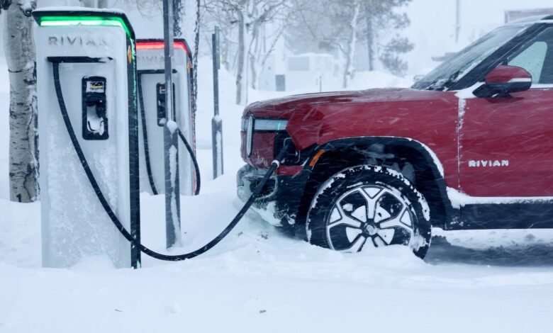 La administración Trump detiene la congelación ilegal de los fondos de cargadores de $ 5B EV después de perder en la corte La administración Trump detiene la congelación ilegal de los fondos de cargadores de $ 5B EV después de perder en la corte