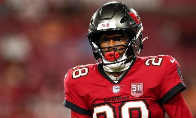 Este look: Shilo Sanders se alejó después de golpear al jugador de los Bills en la final del presentador de Buccaneers Este look: Shilo Sanders se alejó después de golpear al jugador de los Bills en la final del presentador de Buccaneers