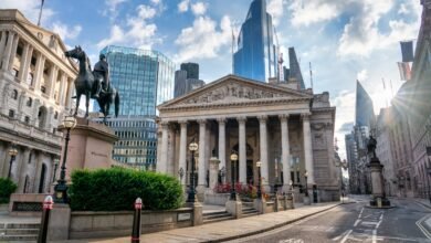 Banco de Inglaterra reduce las tasas de interés