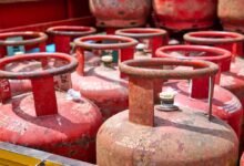 El gobierno indio asigna Rs300bn para compensar a las compañías de marketing de petróleo
