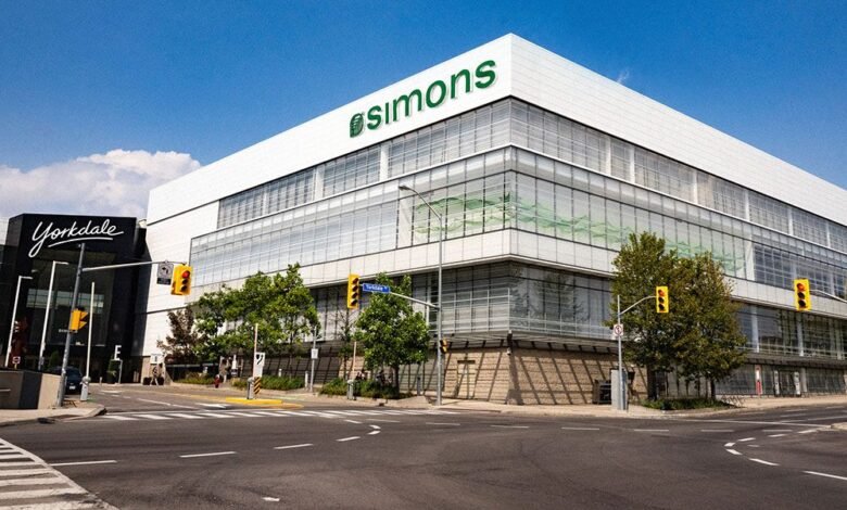 Simons abre la primera tienda de Toronto en Yorkdale. ¿Puede tener éxito donde falló Nordstrom? Simons abre la primera tienda de Toronto en Yorkdale. ¿Puede tener éxito donde falló Nordstrom?