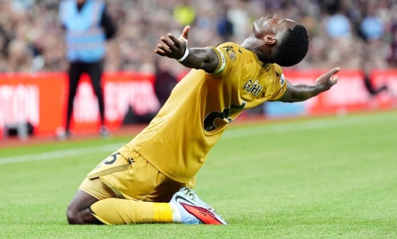 Aston Villa 0 – 3 C Palacio Aston Villa 0 – 3 C Palacio