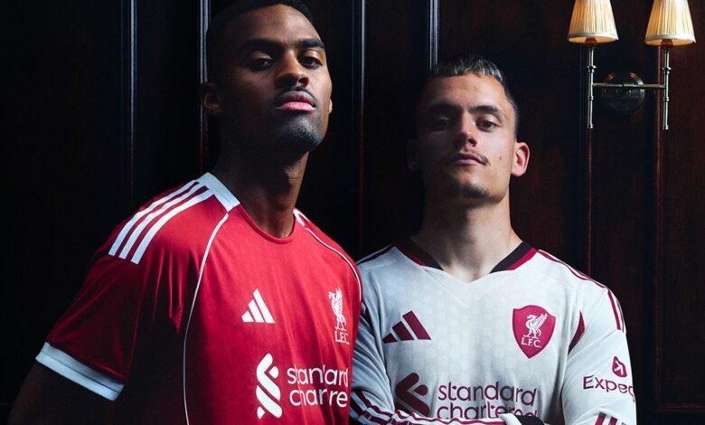 Kits de fútbol 2025/26: Liverpool reveló un nuevo kit de casa y visitante Kits de fútbol 2025/26: Liverpool reveló un nuevo kit de casa y visitante