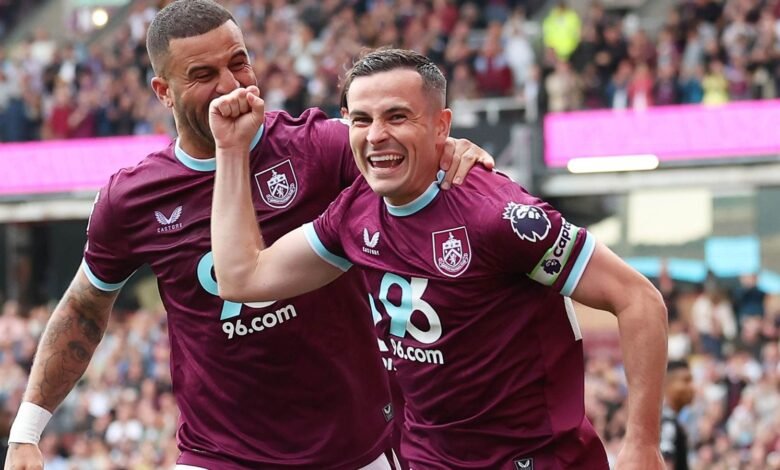 Burnley 2 – 0 Sunderland Burnley 2 – 0 Sunderland