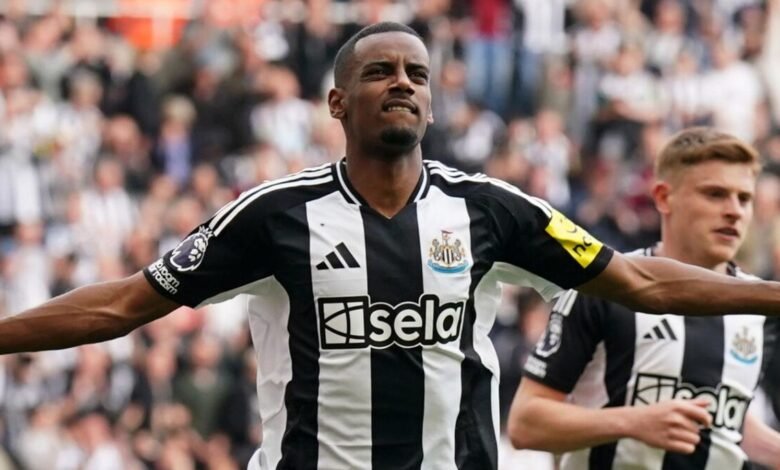 Noticias de transferencia de Alexander Isak: el delantero de Newcastle regresó al campo de entrenamiento después de la licitación del Liverpool por más de 100 millones de libras, negado | Noticias de fútbol Noticias de transferencia de Alexander Isak: el delantero de Newcastle regresó al campo de entrenamiento después de la licitación del Liverpool por más de 100 millones de libras, negado | Noticias de fútbol