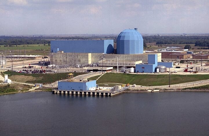 Constellation describe los planes de expansión nuclear en el sitio de Clinton a medida que se fortalece la meta asociación Constellation describe los planes de expansión nuclear en el sitio de Clinton a medida que se fortalece la meta asociación