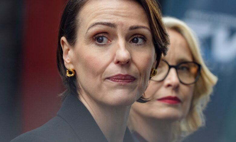 Netflix lanzó con calma la mejor serie de emoción política para este año