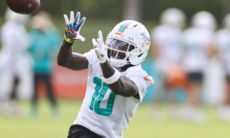 El futuro de Tyreek Hill y Dolphins atrae la atención de muchos equipos de la NFL por informe.