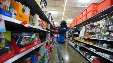 Walmart dijo que el costo fiscal aumenta. ‘Cada semana: NPR