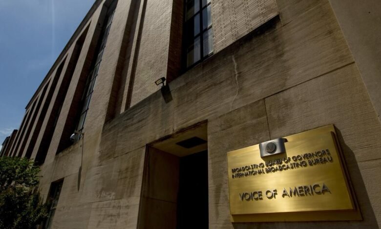 Más de 500 periodistas de Voice of America se enfrentan por la administración Trump Más de 500 periodistas de Voice of America se enfrentan por la administración Trump