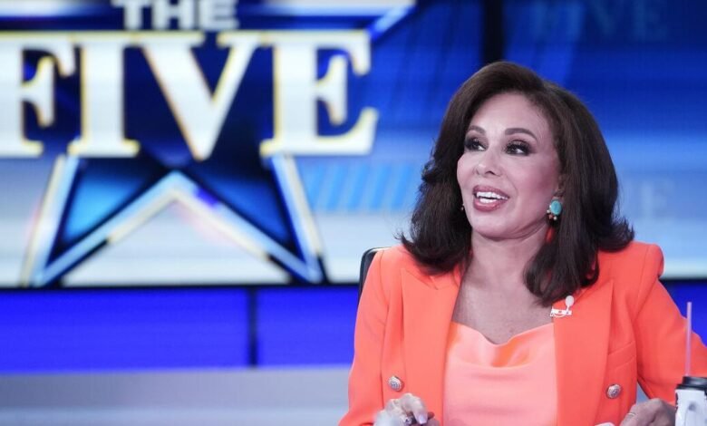 Se prometió a los anfitriones de Fox News que ayudara a Trump a estar en términos después de las elecciones de 2021, diciendo una presentación legal