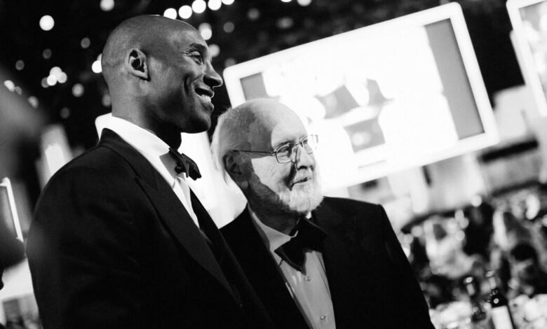 La amistad de Kobe Bryant y John Williams ha sido probada en el nuevo libro La amistad de Kobe Bryant y John Williams ha sido probada en el nuevo libro