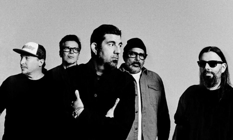 El nuevo álbum explosivo de Deftones ‘Música personal’ se combina con momentos El nuevo álbum explosivo de Deftones ‘Música personal’ se combina con momentos