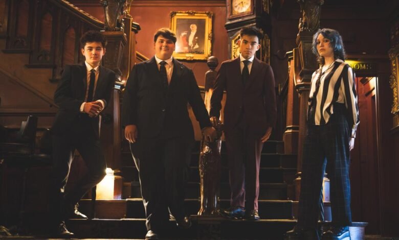 El programa de entrenamiento de Magic Castle celebra 50 años para niños El programa de entrenamiento de Magic Castle celebra 50 años para niños
