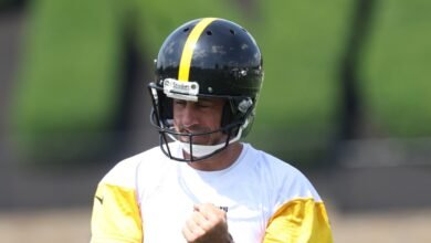 Aaron Rodgers hizo un interruptor de casco
