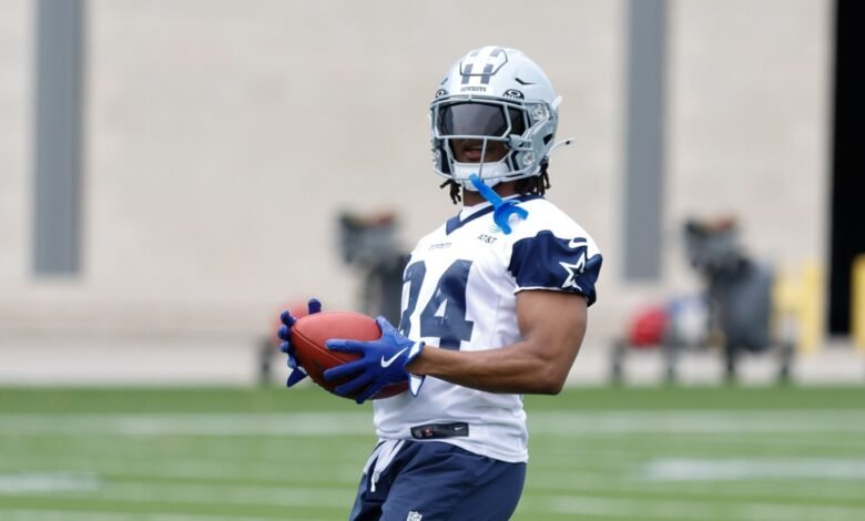 Jaydon Blue ha vuelto a practicar establecer la temporada del viernes. Jaydon Blue ha vuelto a practicar establecer la temporada del viernes.