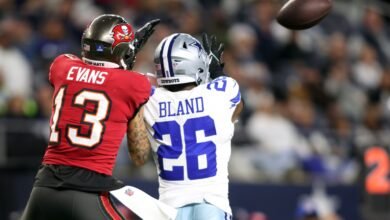 El esquinero de los Cowboys Daron Bland