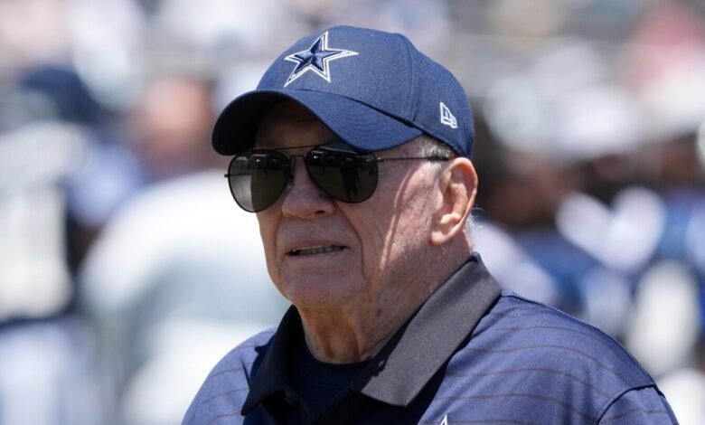 Jerry Jones rechazó la solicitud comercial de Micah Parsons como “negociación” Jerry Jones rechazó la solicitud comercial de Micah Parsons como “negociación”