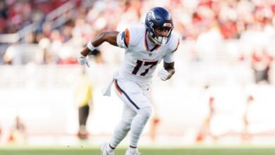 Broncos intercambia WR Devaughn Vele a Saints por elegir un par de borradores